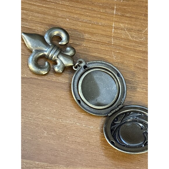 Vintage Fleur Delis Sadie Green Victorian Revival Locket Brooch/Pin - Picture 5 of 7